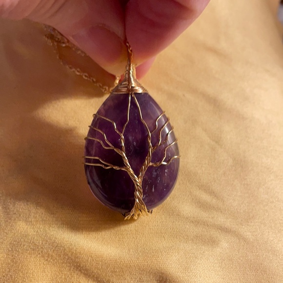 Jewelry - NEW Purple Agate Stone 1 1/4 inches wrapped in Gold